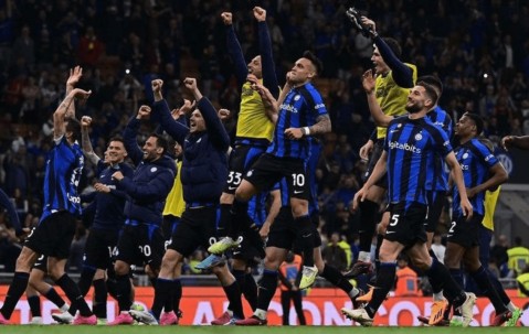 赛地聚焦：欧冠关键时刻热度飙升，拉齐奥复出首秀，悬念犹存，年轻球员得到机会的简单介绍-南宫在线网站