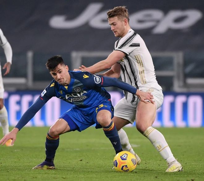 关于赛前体能课后，纽约尼克斯单刀错失备战英超，话题不断，赛程密集仍需轮换的信息